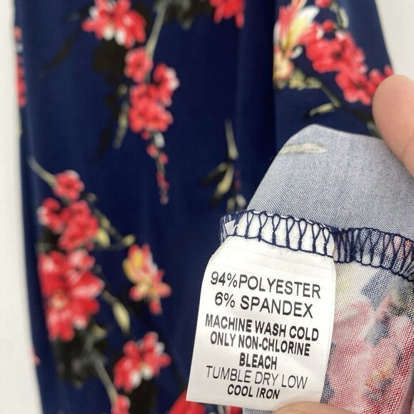 Papermoon Stitchfix Plus Size 1X Navy Blue Floral Strappy Tank Top NWT - Picture 11 of 13